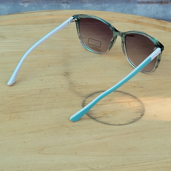 Cole Haan CH7082 Sunglasses - Picture 3 of 11